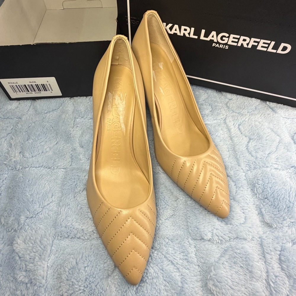 Karl Lagerfeld Roulle Leather Pumps